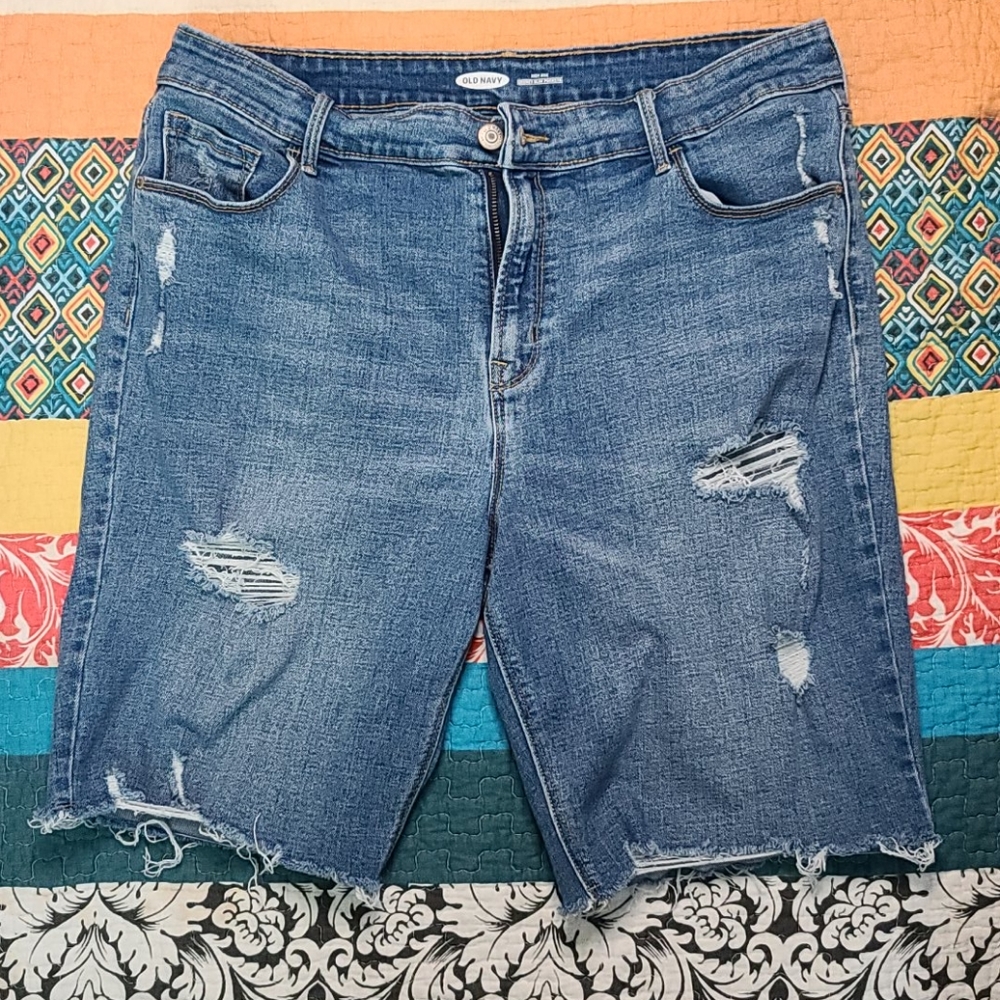 Old Navy Bermudas